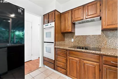 19595 SW Jaylee St, Aloha, OR 97078 - Photo 10