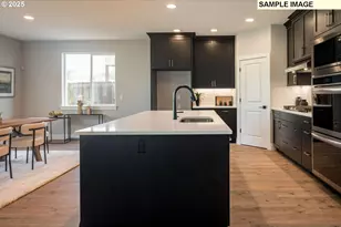 8365 N Hargrave St, Camas, WA 98607 - Photo 6