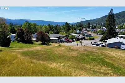 0 Cedar St #35, Riddle, OR 97469 - Photo 1