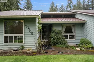 18705 S Forest Grove Loop, Oregon City, OR 97045 - Photo 2