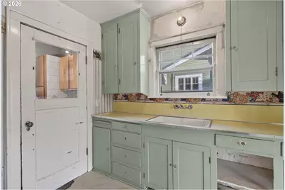 7024 N Burrage Ave, Portland, OR 97217 - Photo 14