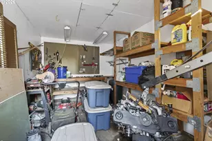 7024 N Burrage Ave, Portland, OR 97217 - Photo 32