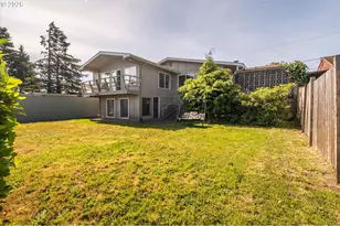 2150 Maine St, North Bend, OR 97459 - Photo 34
