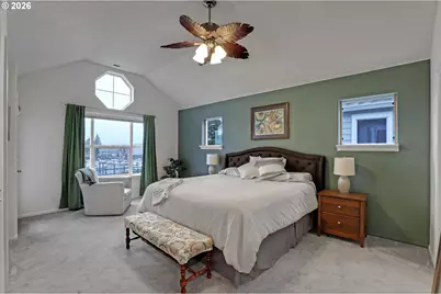 524 NE Bridgeton Rd, Portland, OR 97211 - Photo 16