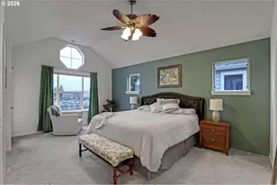 524 NE Bridgeton Rd, Portland, OR 97211 - Photo 16