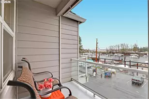 524 NE Bridgeton Rd, Portland, OR 97211 - Photo 22