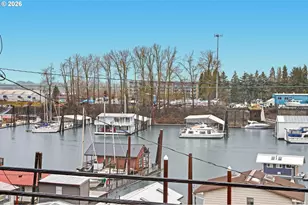 524 NE Bridgeton Rd, Portland, OR 97211 - Photo 24