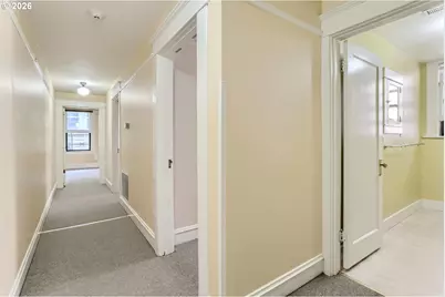 2167 SW Yamhill St, Portland, OR 97205 - Photo 26