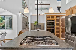 1990 Indian Trail, Lake Oswego, OR 97034 - Photo 8