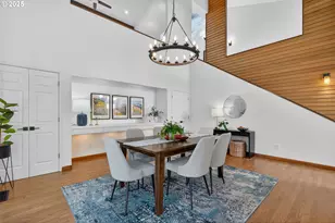 1990 Indian Trail, Lake Oswego, OR 97034 - Photo 14