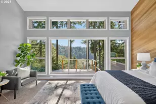 1990 Indian Trail, Lake Oswego, OR 97034 - Photo 18