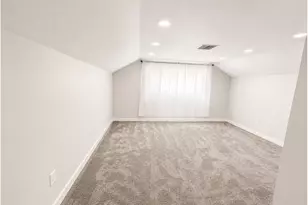 4475 Cascade Dr, Eugene, OR 97402 - Photo 12
