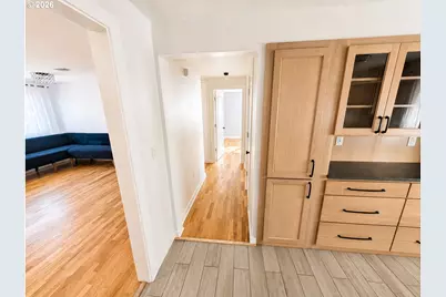 4475 Cascade Dr, Eugene, OR 97402 - Photo 16