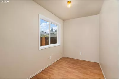 2326 SE Lee Ln, Portland, OR 97233 - Photo 18