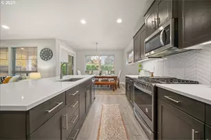 7258 SW Bay Ln, Wilsonville, OR 97070 - Photo 16