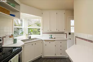 1836 N Prescott St, Portland, OR 97217 - Photo 8