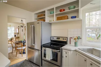 1836 N Prescott St, Portland, OR 97217 - Photo 6