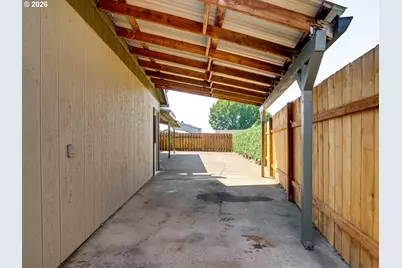 1635 SE Queenborough Ct, McMinnville, OR 97128 - Photo 28