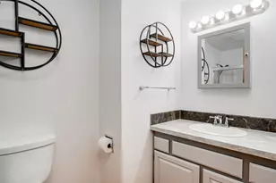 1635 SE Queenborough Ct, McMinnville, OR 97128 - Photo 22