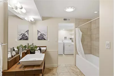6164 SW Capitol Hwy, Portland, OR 97239 - Photo 32