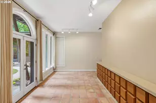 6164 SW Capitol Hwy, Portland, OR 97239 - Photo 34