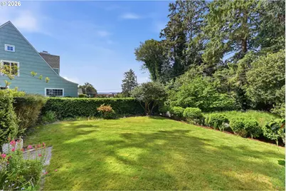 1313 Bayview St, North Bend, OR 97459 - Photo 48