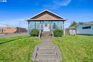 1802 8th St, Tillamook, OR 97141 - Photo 2