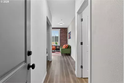 708 N Killingsworth St #8, Portland, OR 97217 - Photo 6