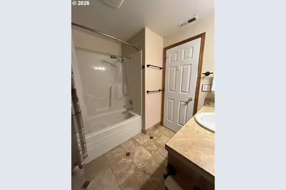 10205 NE 69th St, Vancouver, WA 98662 - Photo 16