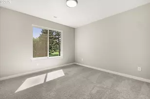 2403 NW 1st Dr, Gresham, OR 97030 - Photo 16