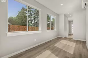 2403 NW 1st Dr, Gresham, OR 97030 - Photo 8