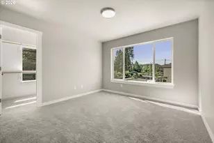 2403 NW 1st Dr, Gresham, OR 97030 - Photo 14