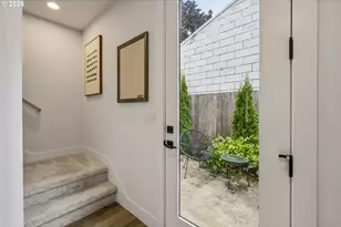 6185 N Campbell Ave, Portland, OR 97217 - Photo 22