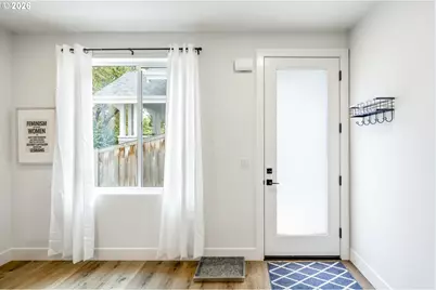 6185 N Campbell Ave, Portland, OR 97217 - Photo 4