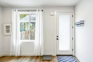 6185 N Campbell Ave, Portland, OR 97217 - Photo 4