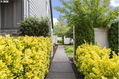 641 Troon Ave, Woodburn, OR 97071 - Photo 40