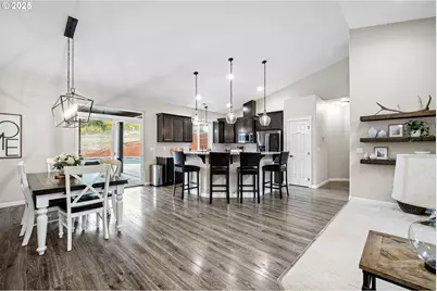 24741 Hall Rd, Cheshire, OR 97419 - Photo 8