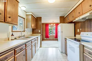 813 Home Ct, The Dalles, OR 97058 - Photo 12