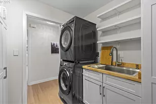 200 Burnham Rd, Lake Oswego, OR 97034 - Photo 36