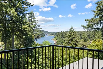 200 Burnham Rd #311, Lake Oswego, OR 97034 - Photo 2