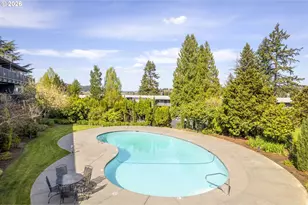 200 Burnham Rd, Lake Oswego, OR 97034 - Photo 36