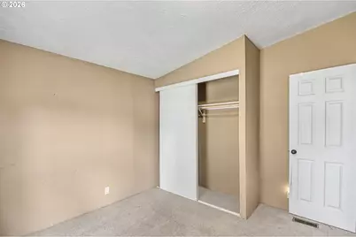 1949 SE Palmquist Rd #5, Gresham, OR 97080 - Photo 14