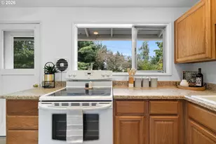 13375 SW Pearl St, Beaverton, OR 97005 - Photo 12