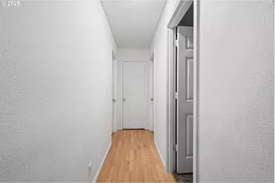 3125 V St, Springfield, OR 97477 - Photo 12