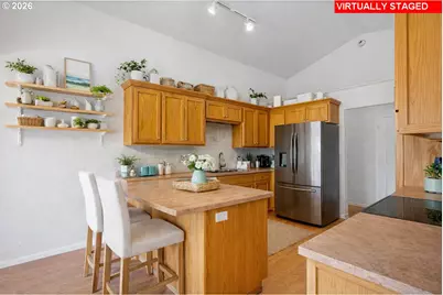 3125 V St, Springfield, OR 97477 - Photo 4