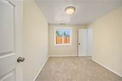 3990 Douglas Dr, Springfield, OR 97478 - Photo 24