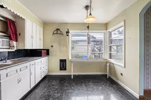 415 Date St, Drain, OR 97435 - Photo 26
