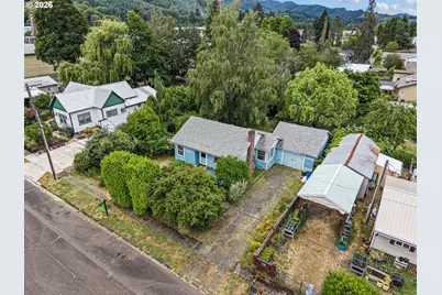 415 Date St, Drain, OR 97435 - Photo 2