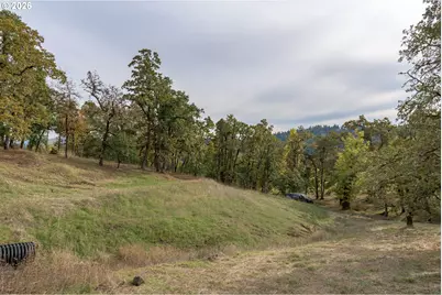 Hidden Meadows, Eugene, OR 97405 - Photo 4