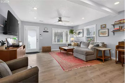 6047 SE Rhone St, Portland, OR 97206 - Photo 4